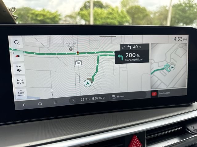 2025 Kia Sorento SX - Photo 18