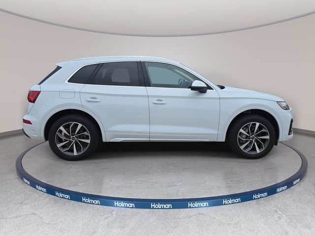 Used 2021 White Audi 45 Premium image 5