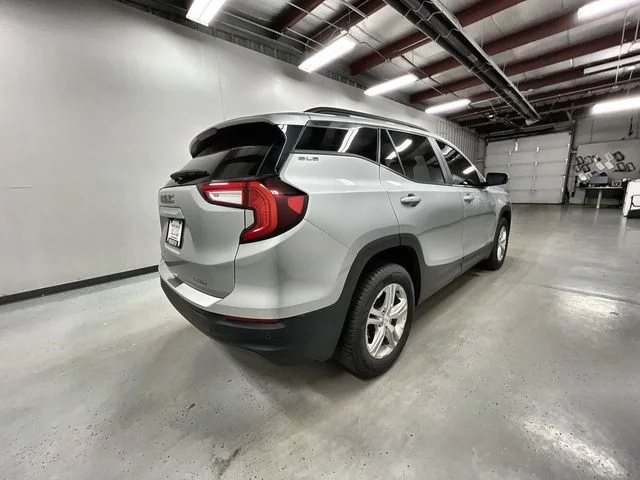 2022 GMC Terrain SLE - Photo 8