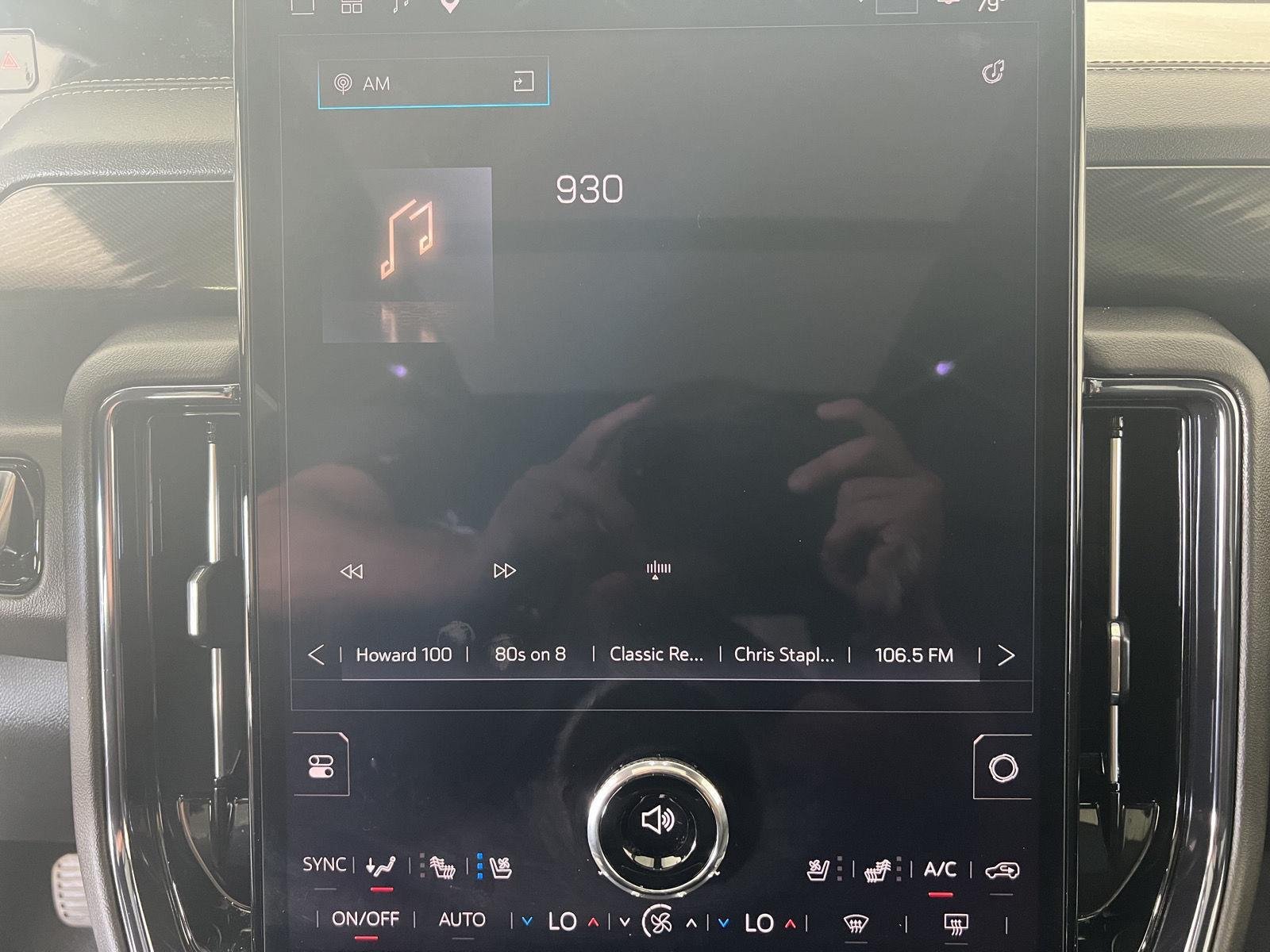 Used 2026 Onyx Black GMC AT4 image 18