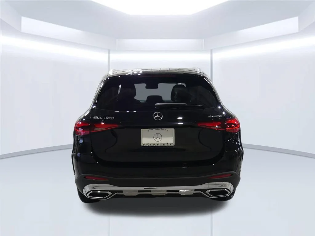 New 2026 Black Mercedes-Benz GLC 300 image 4