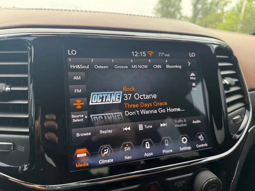 Certified Used 2020 Black Jeep Summit image 18