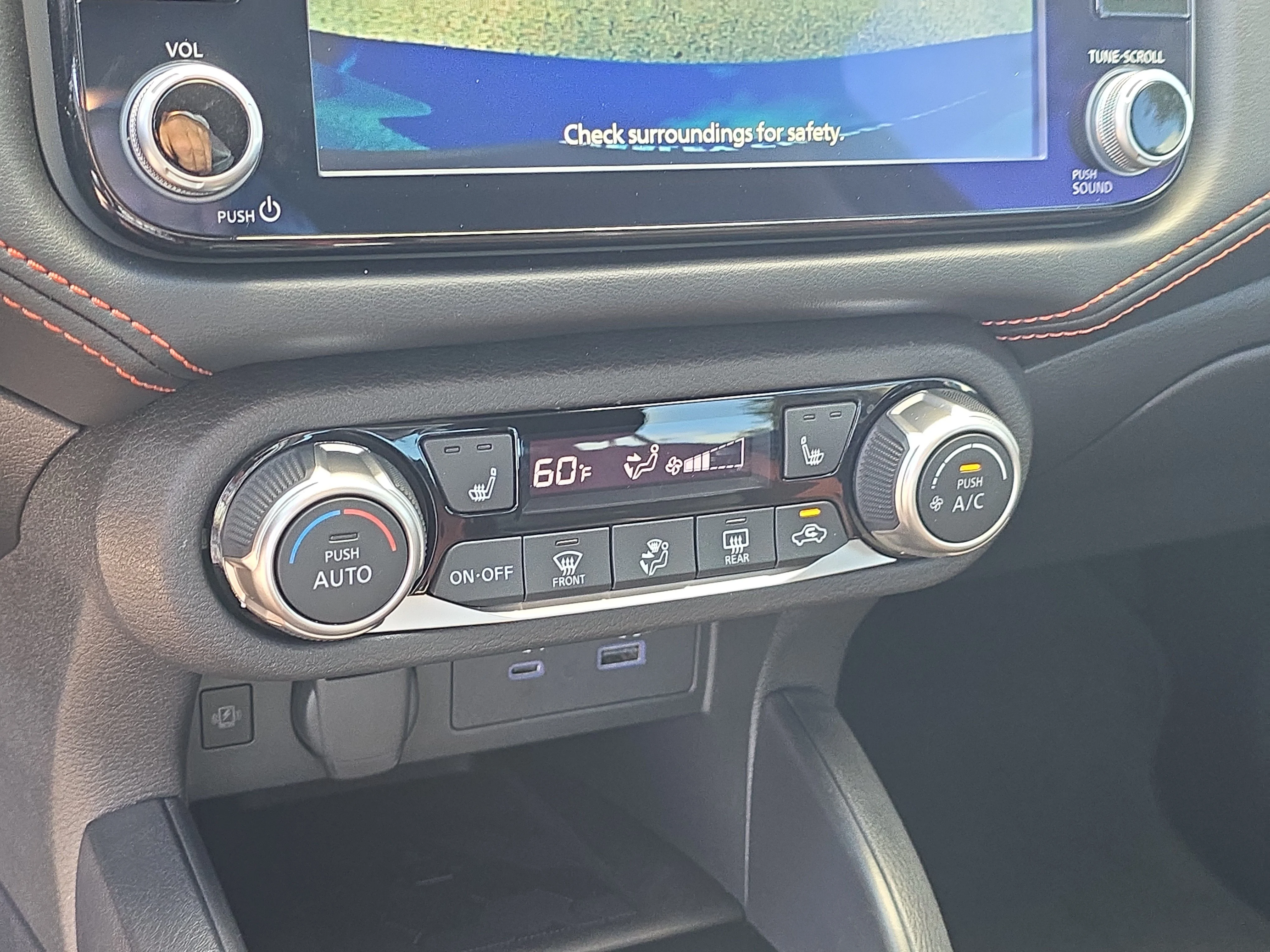 Certified Used 2025 Arctic Ice Blue Metallic Nissan SR image 24
