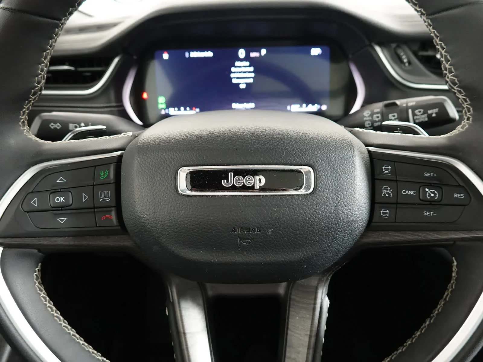 Used 2024 Bright White Clearcoat Jeep Limited image 20