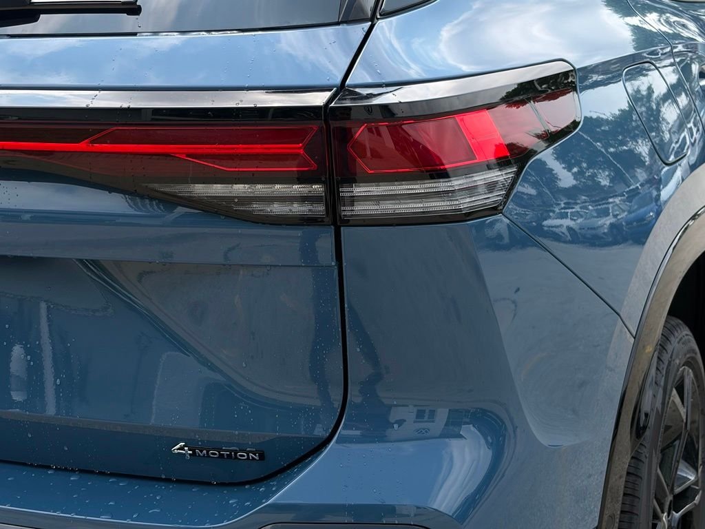 New 2026 Monterey Blue W/Deep Black Roof Volkswagen 2.0T SE R-Line Black image 13