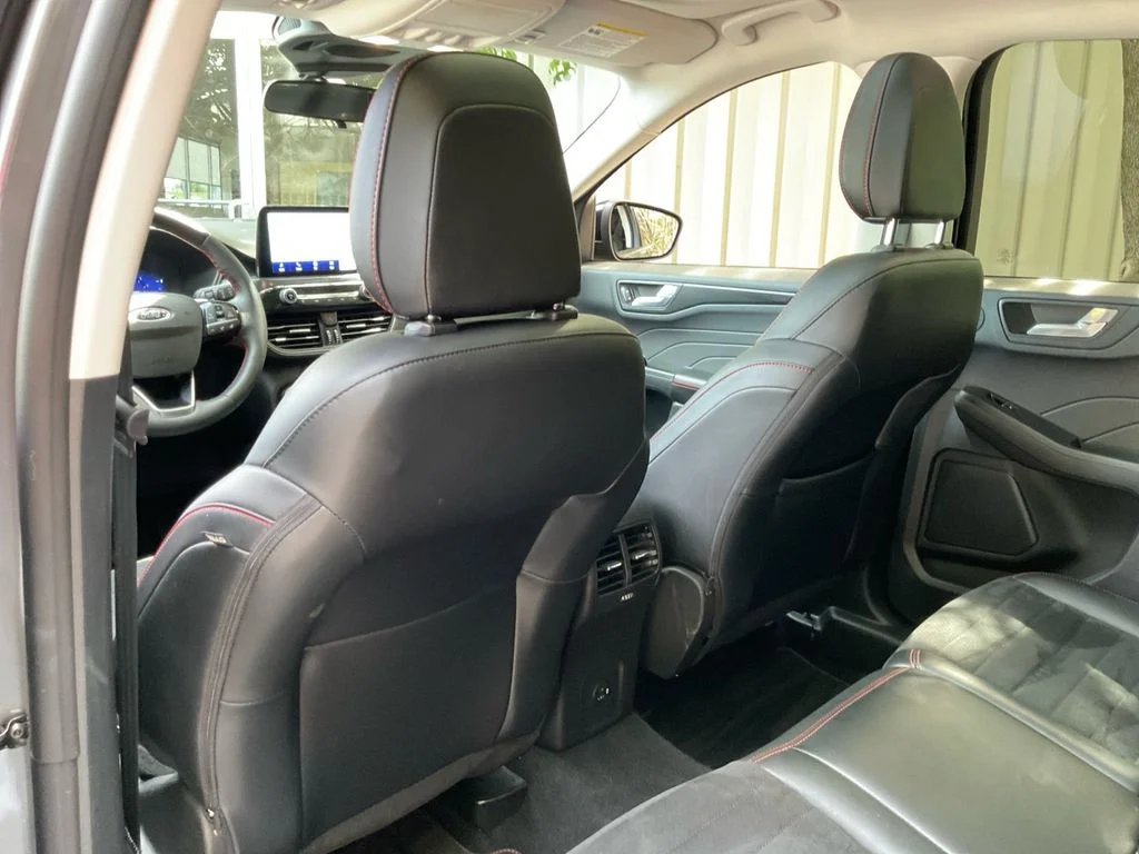 Used 2022 Gray Ford SEL image 30