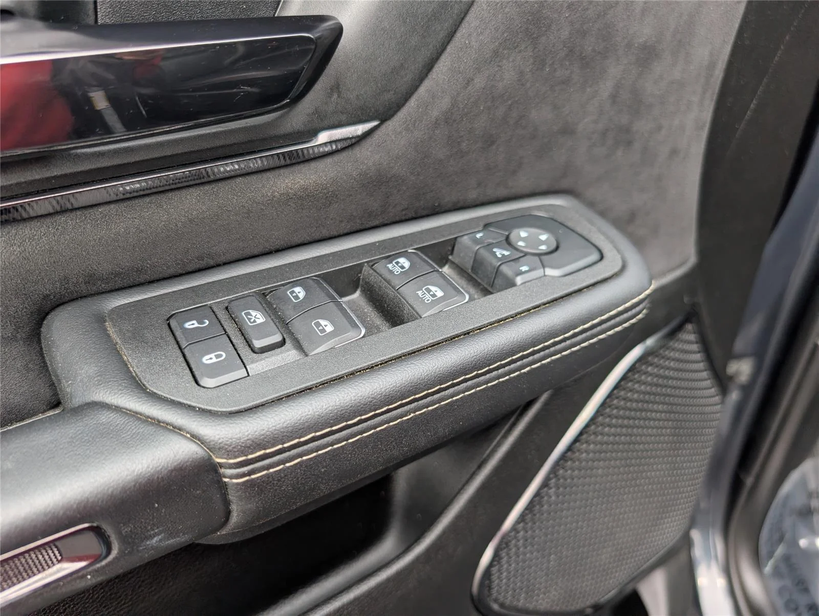 Used 2025 Forged Blue Metallic Ram RHO image 16