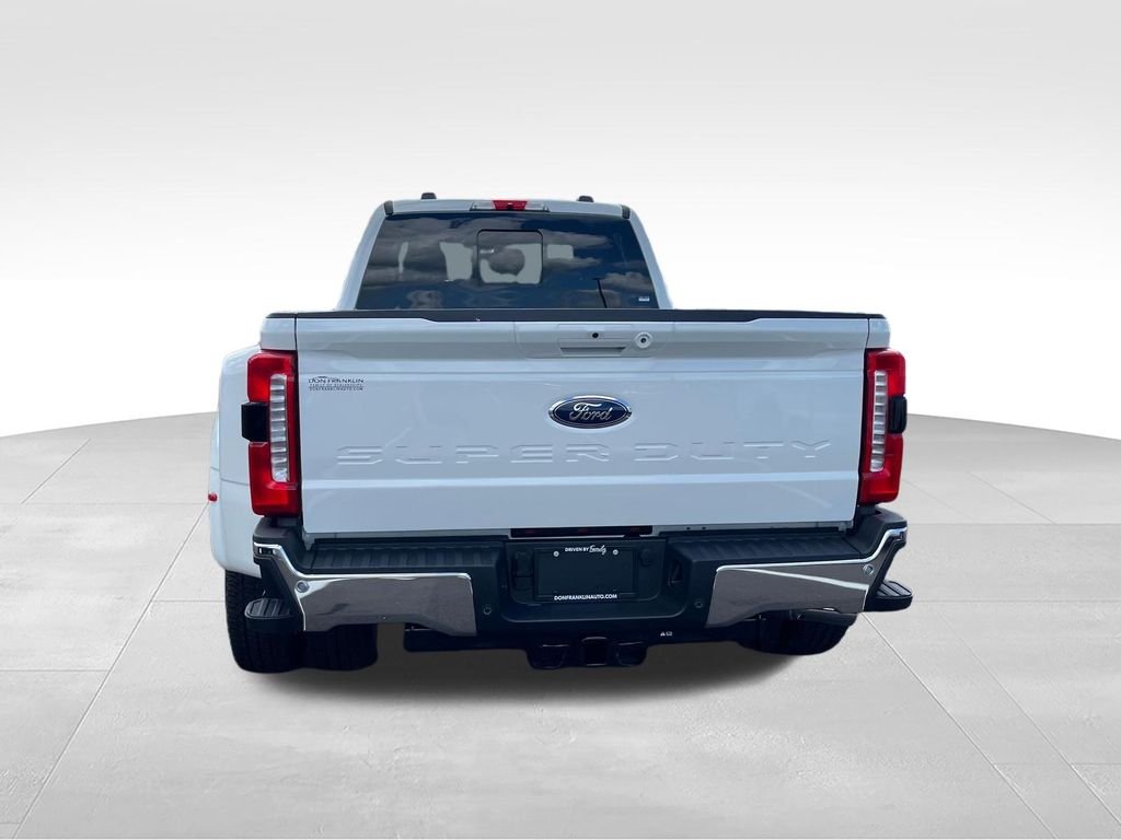 New 2026 White Ford Lariat image 4