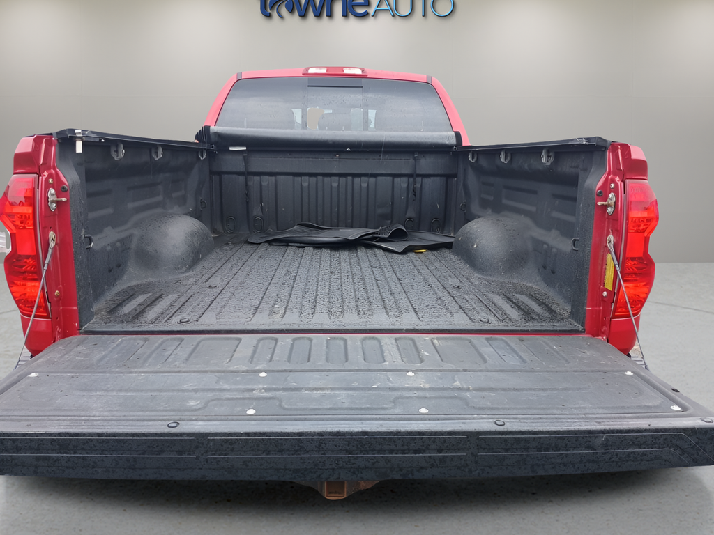 Used 2018 Red Toyota Limited image 26