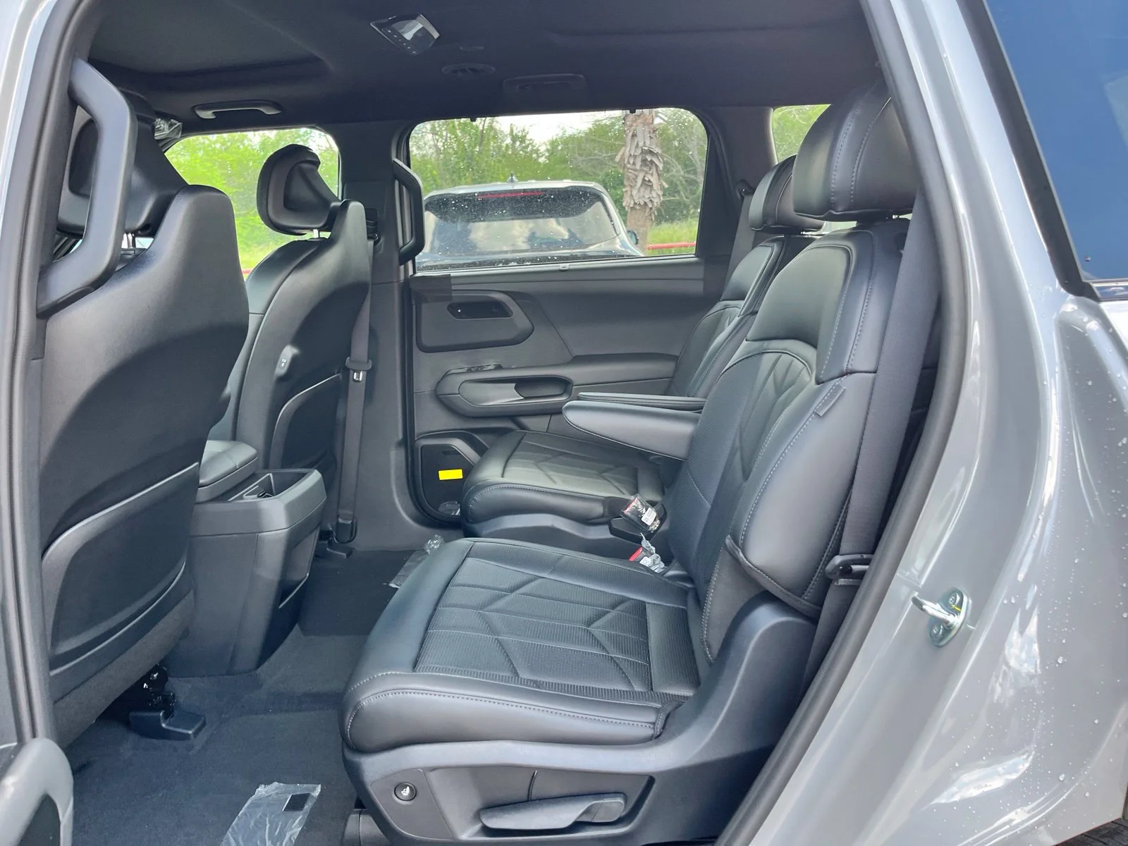 New 2027 Gray Kia X-Line SX image 18