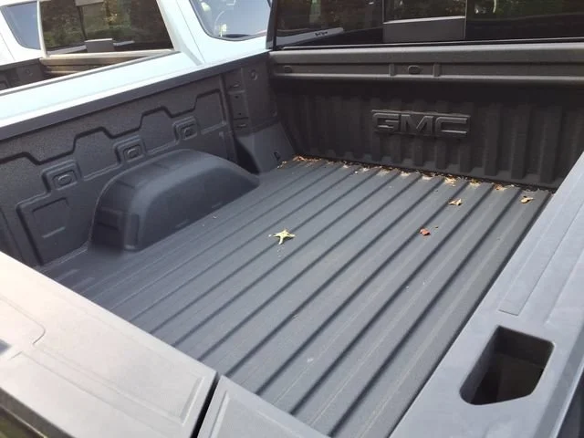New 2026 Onyx Black GMC Elevation image 8