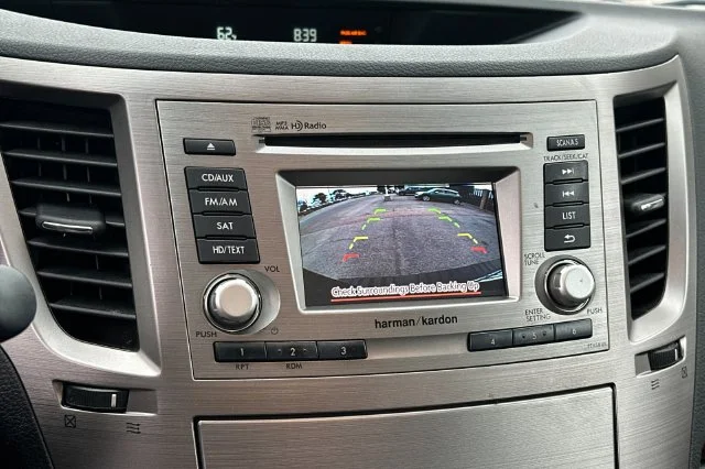 Used 2014 Gray Subaru 2.5i image 23
