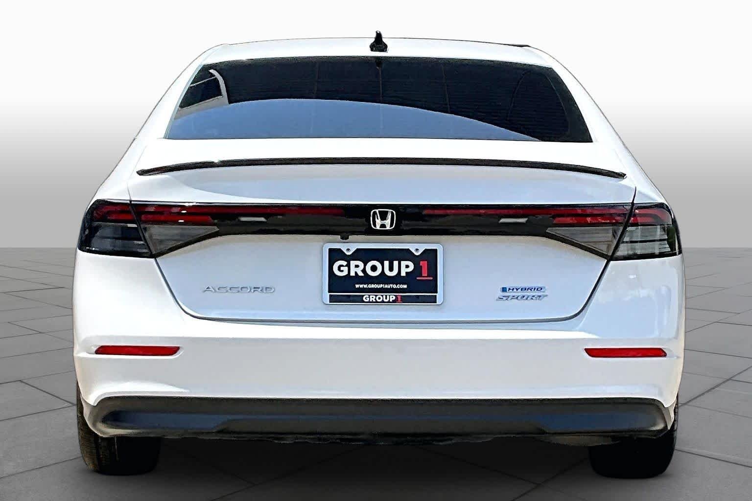 Used 2023 Platinum White Pearl Honda Sport image 8