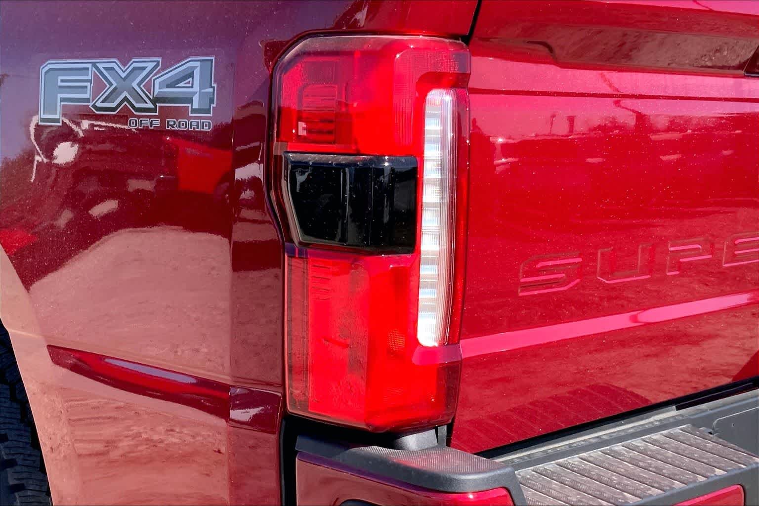 New 2026 Ruby Red Metallic Tinted Clearcoat Ford F-250® XLT image 11