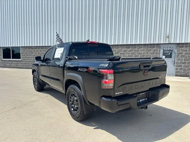 Certified Used 2022 Black Nissan PRO-4X image 10