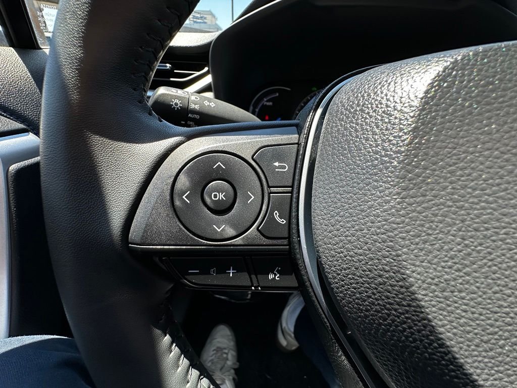 Used 2025 Silver Toyota XSE image 33