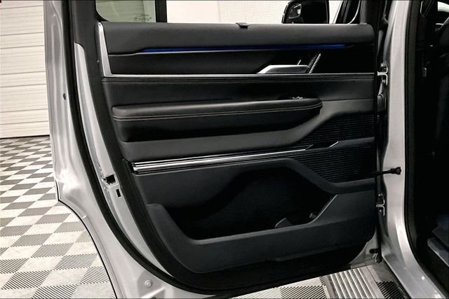 2024 Jeep Grand Wagoneer Series II - Photo 23