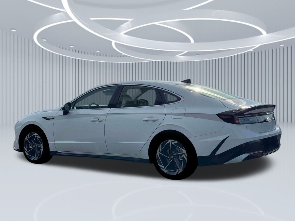New 2026 White Hyundai SEL Sport image 23