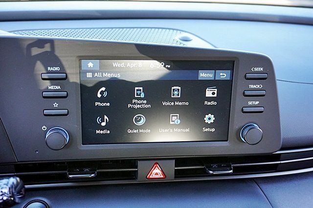 Used 2026 White Hyundai SEL Sport image 23