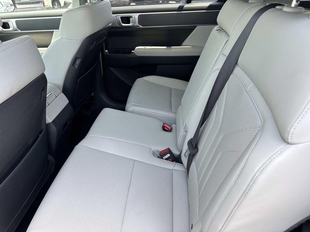 2025 Hyundai Santa Fe SEL - Photo 25