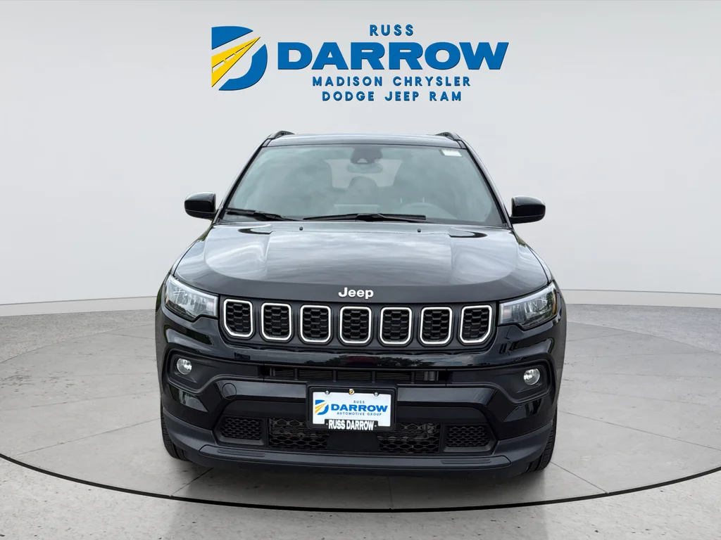 Used 2025 Black Jeep Latitude image 8