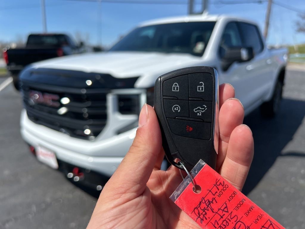 Used 2025 Summit White GMC AT4 image 56