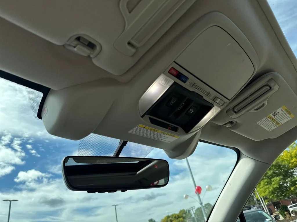 Used 2019 Blue Subaru Limited image 29
