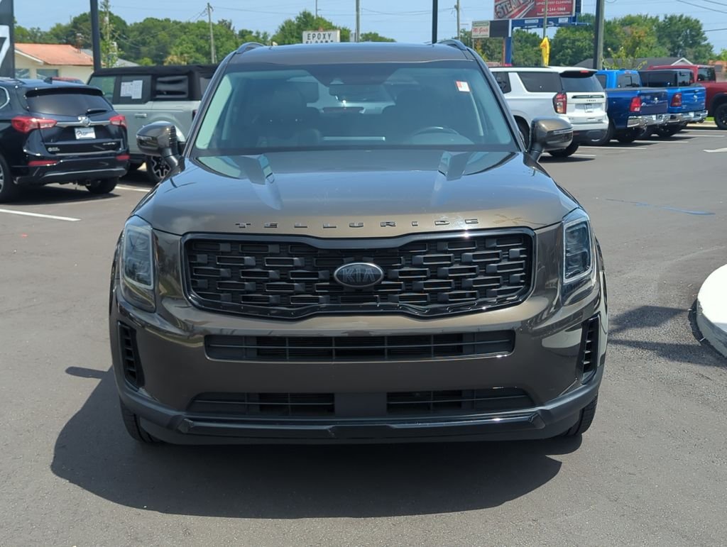 Used 2021 Green Kia EX image 10
