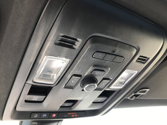 2022 Chevrolet Tahoe LT - Photo 23