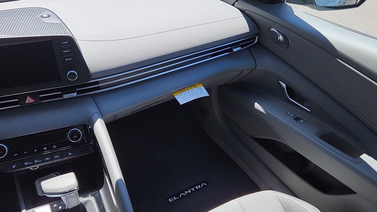 New 2026 Ecotronic Gray Hyundai SEL Sport Premium image 6