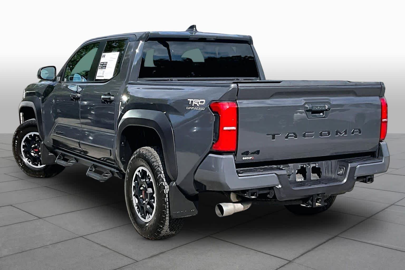 2025 Toyota Tacoma TRD Off Road - Photo 12