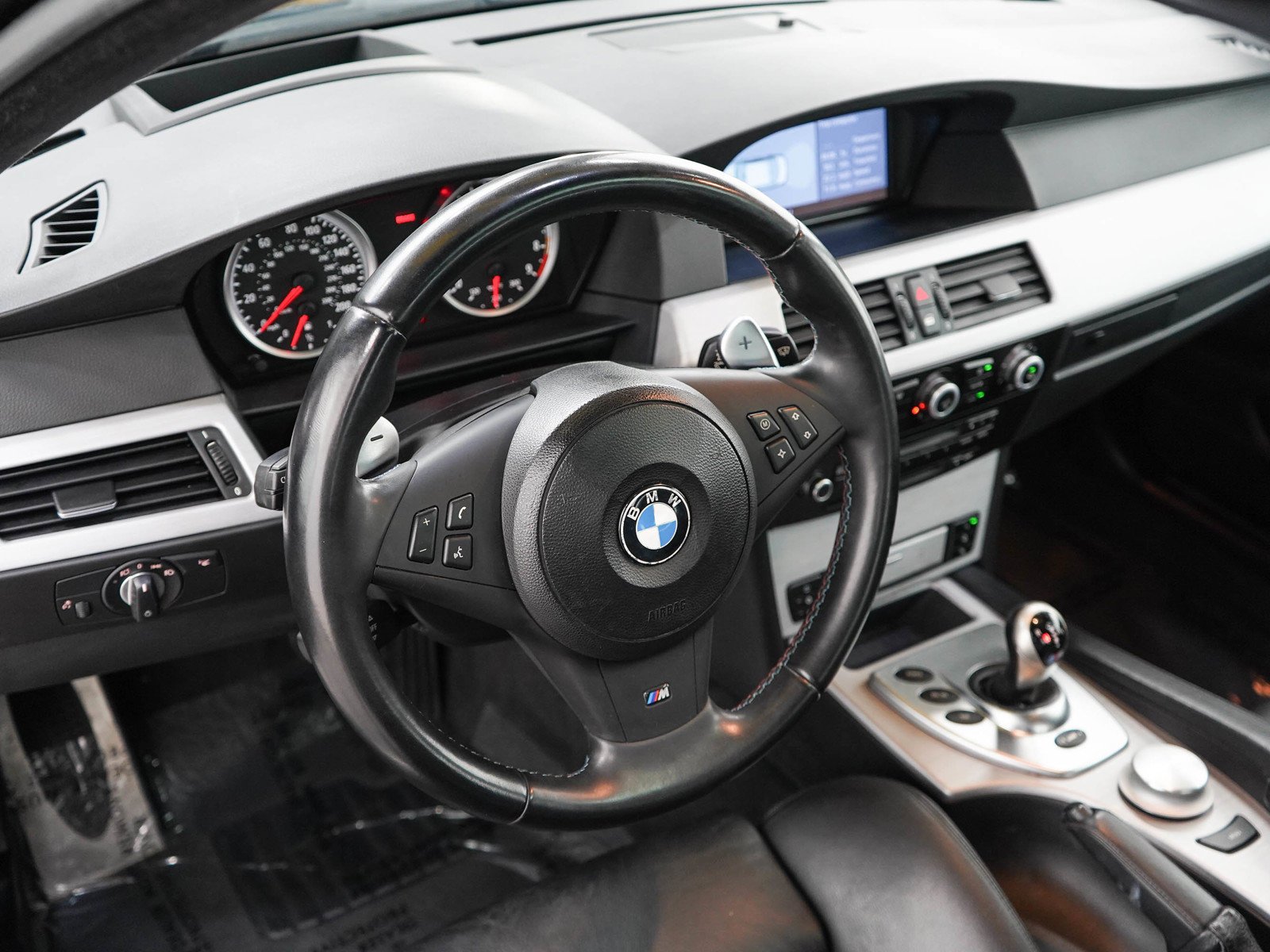 Used 2008 Black Sapphire Metallic BMW Base image 19