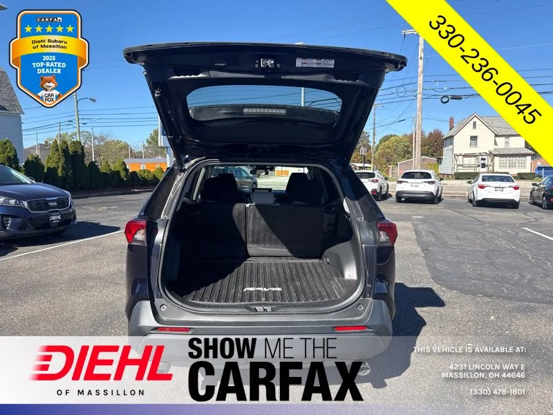 Used 2023  Toyota XLE image 10