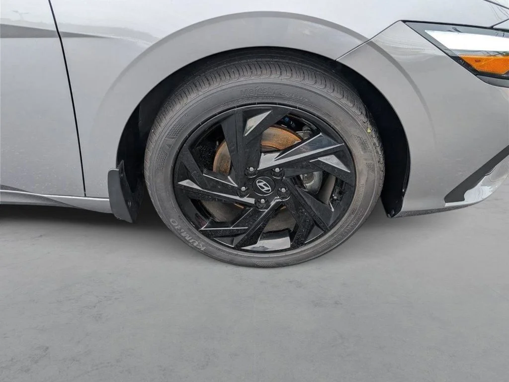 Used 2026 Metal Hyundai SEL Sport image 9