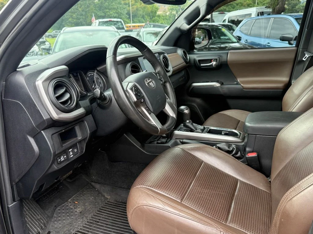 Used 2018 Magnetic Gray Metallic Toyota Limited image 19
