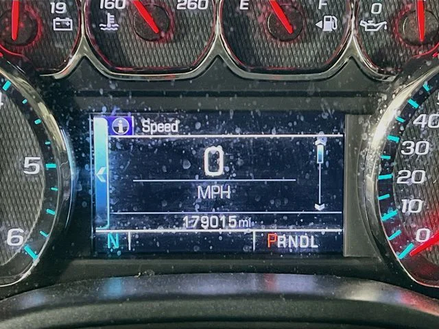 Used 2018 Black Chevrolet LT2 image 9
