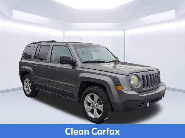 Used 2012 Gray Jeep Sport image 2