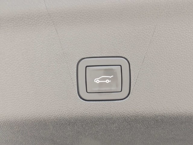 2026 Chevrolet Tahoe Premier - Photo 14