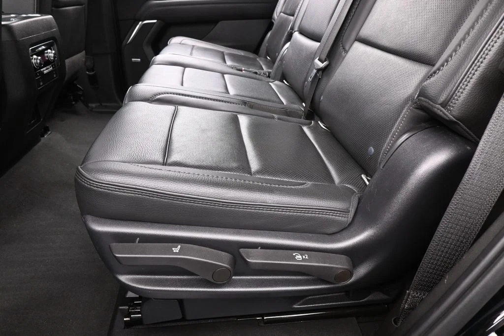 Used 2022 Onyx Black GMC Denali image 42