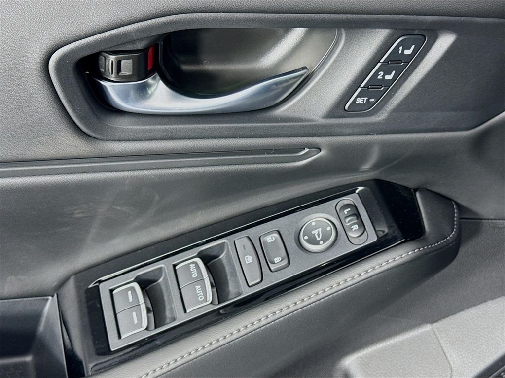 New 2026 Platinum White Pearl Honda Touring image 26