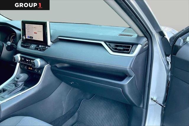Certified Used 2025 SILVER SKY METALLIC Toyota  image 19