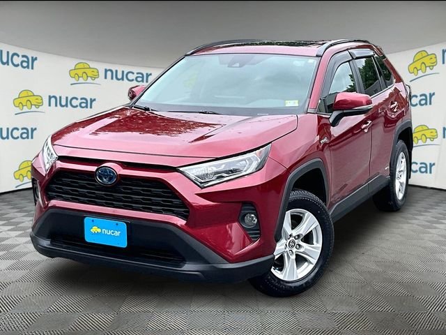 Used 2021 Red Toyota XLE image 12
