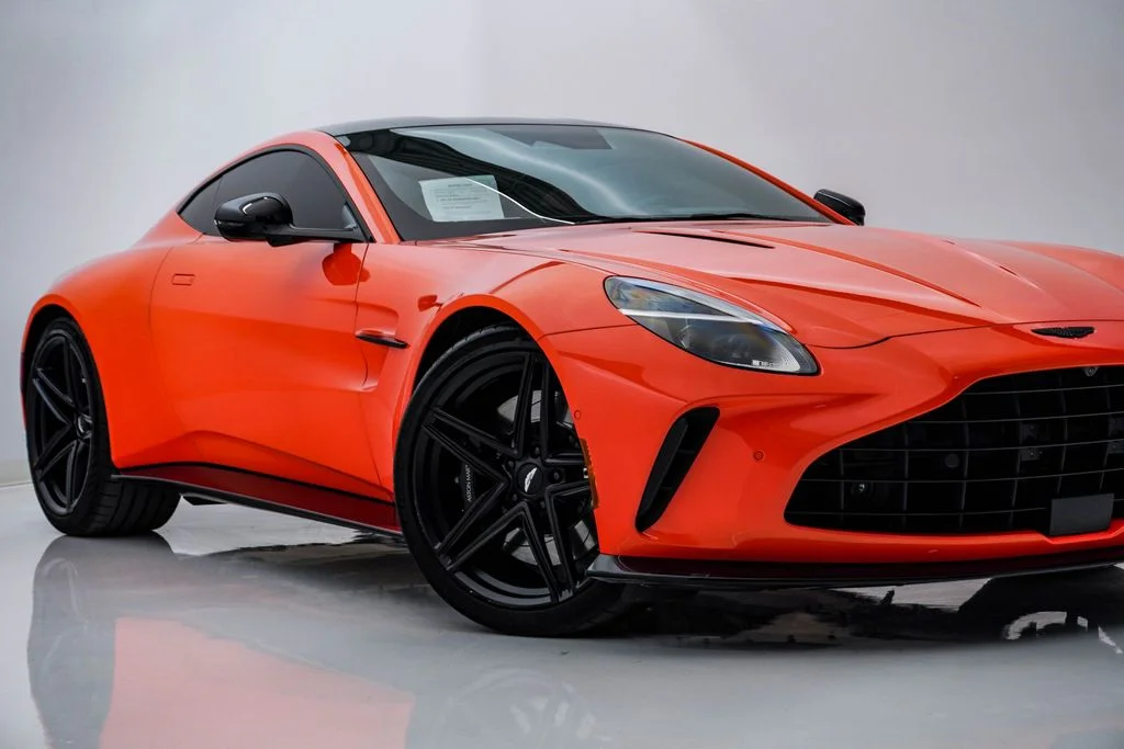 Used 2025 Synapse Orange Aston Martin Coupe image 2