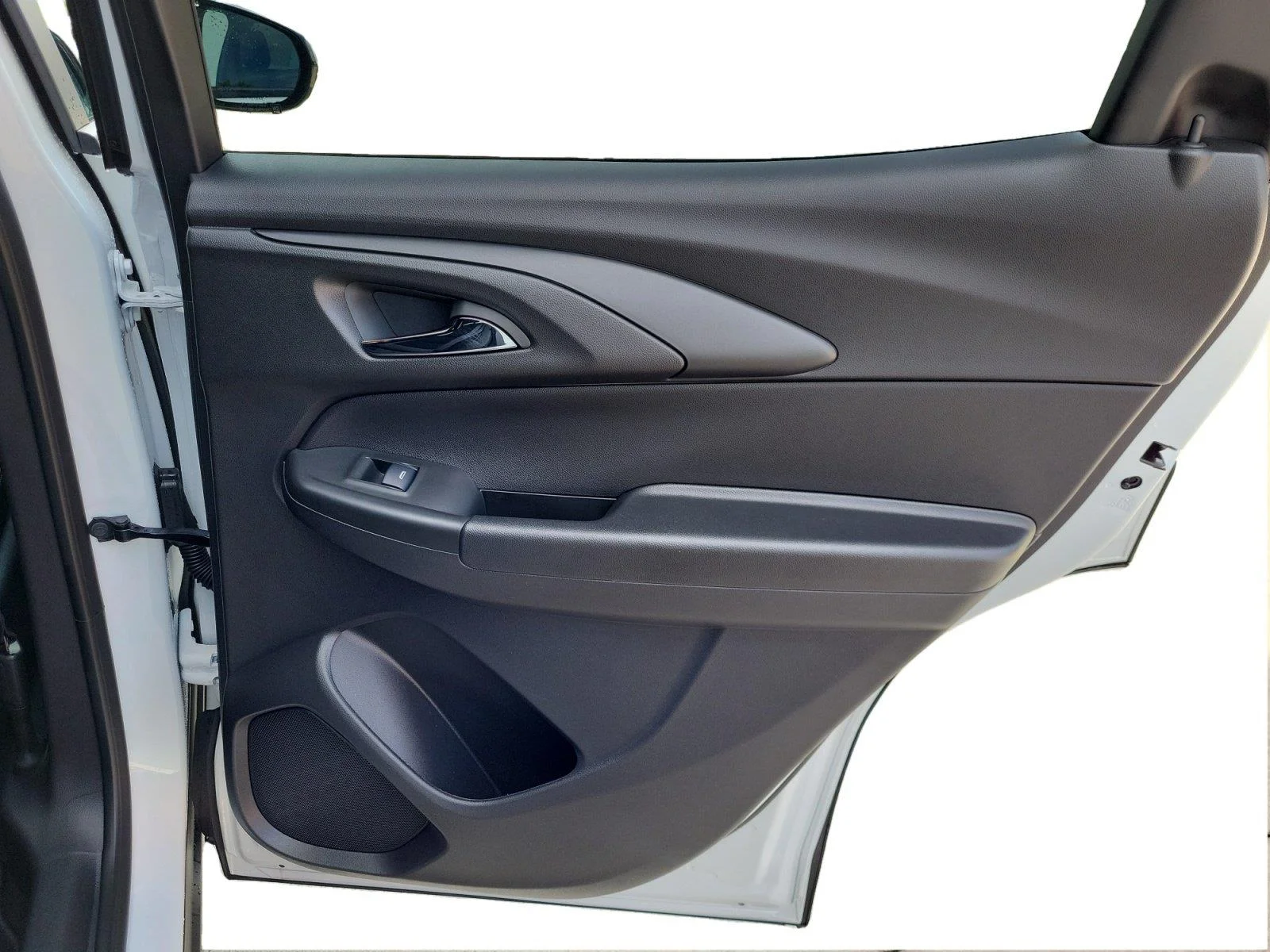Used 2025 Iridescent Pearl Tricoat Chevrolet ACTIV image 19