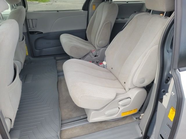 Photo 13