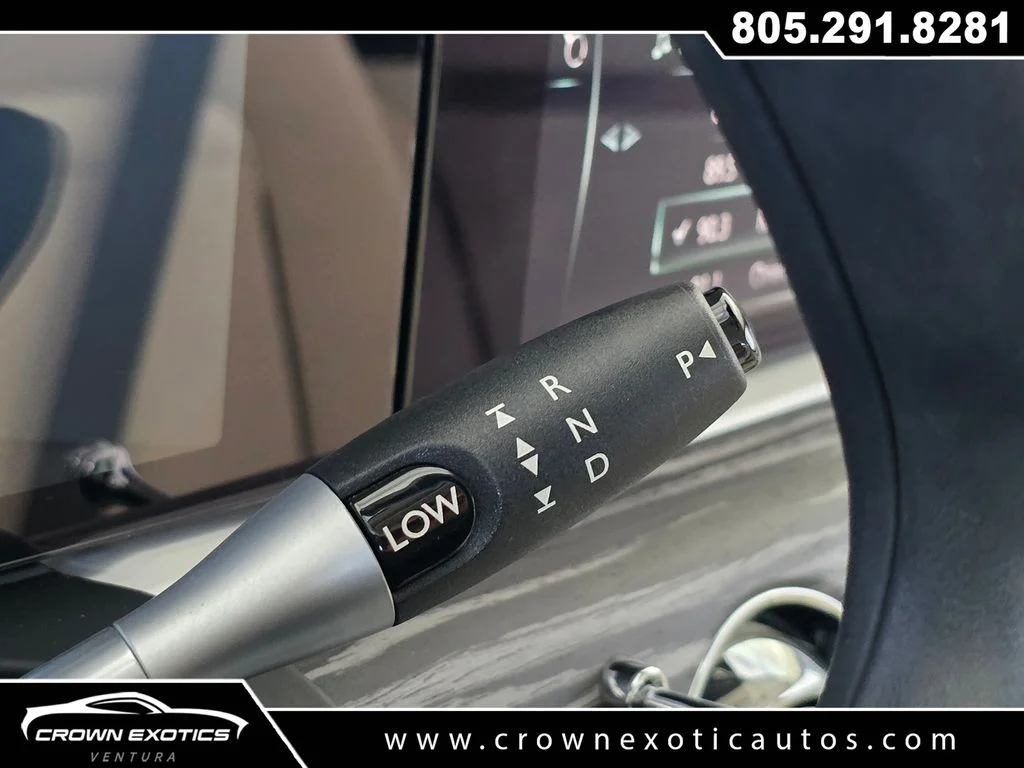 Used 2021  Rolls-Royce Base image 41