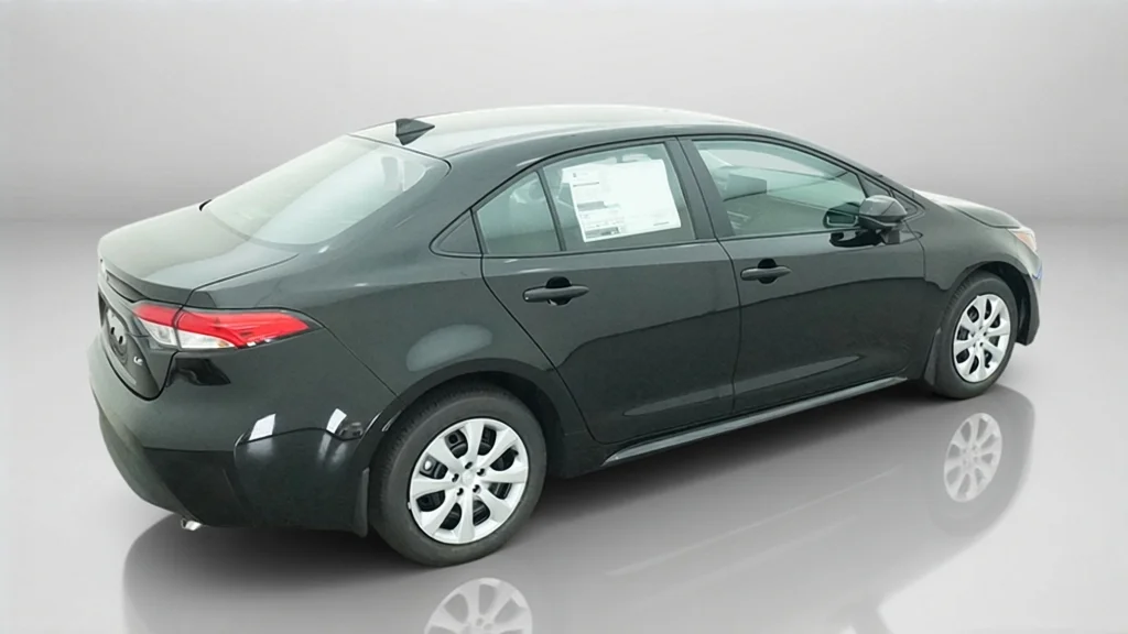 New 2027 Inked Toyota LE image 9