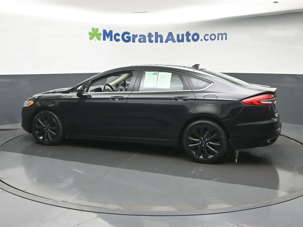 Used 2020 Black Ford SE image 23