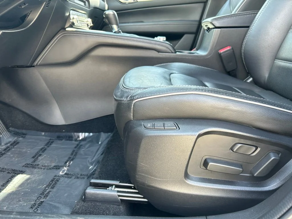 Used 2024 Silver Mazda 2.5 S Premium Package image 17