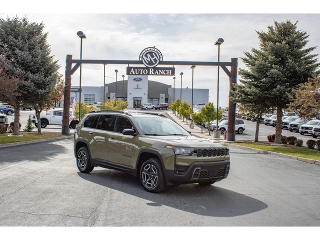 2026 Jeep Cherokee Laredo